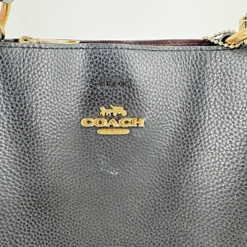 Coach Town Bucket Small Black Pebbled Leather Crossbody Shoulder Bag 1011